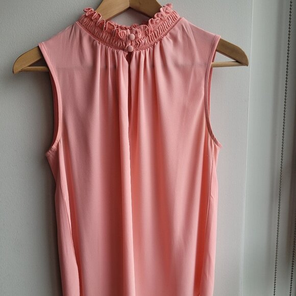 Elegant Sleeveless Blouse- Like new - Picture 1 of 3